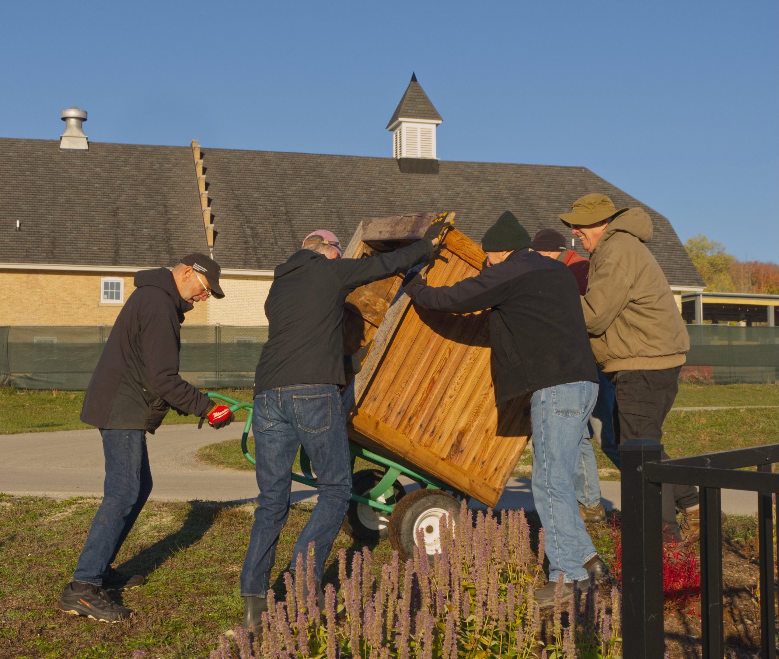 Cute owl made with a pinecone and felt